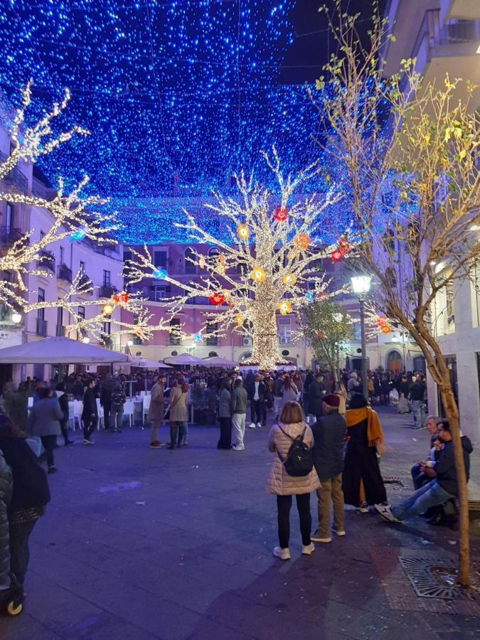 Al Crocifisso...Da Nonna Pia Appartement Salerno Buitenkant foto