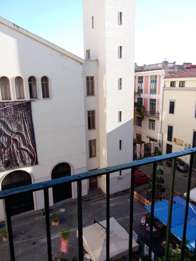 Al Crocifisso...Da Nonna Pia Appartement Salerno Buitenkant foto